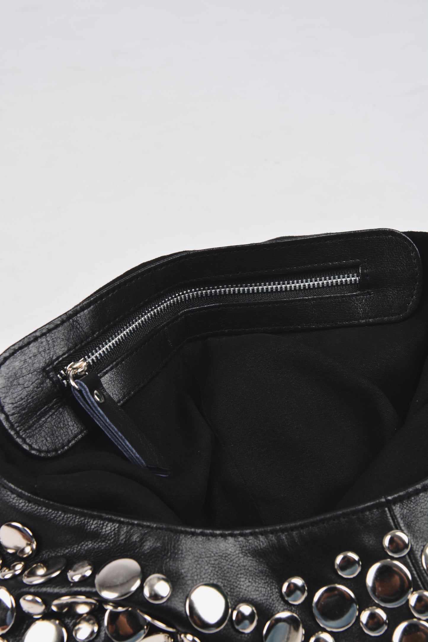 Mia Leather Bag by Retagit