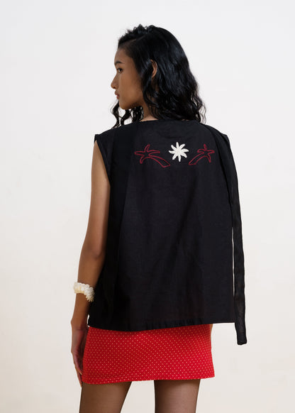 Urna Vest
