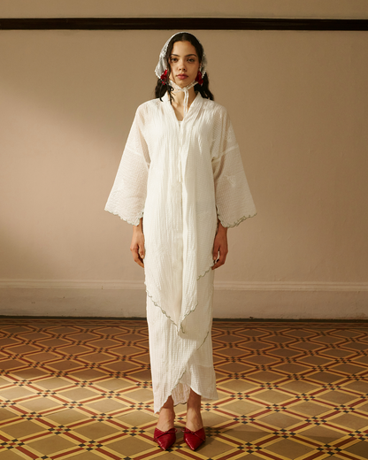 Seruni Set in White